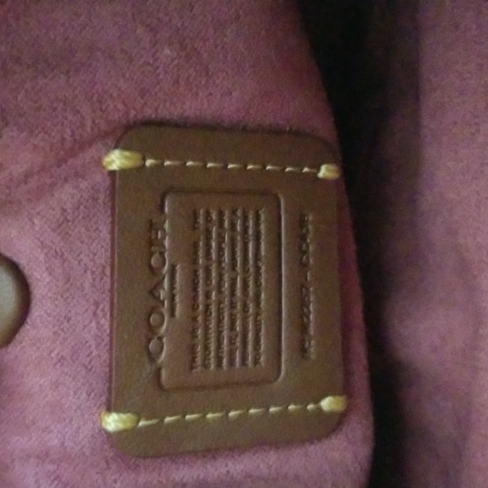 New Coach Luna Leather Shoulder Bag - Picture 10 of 11